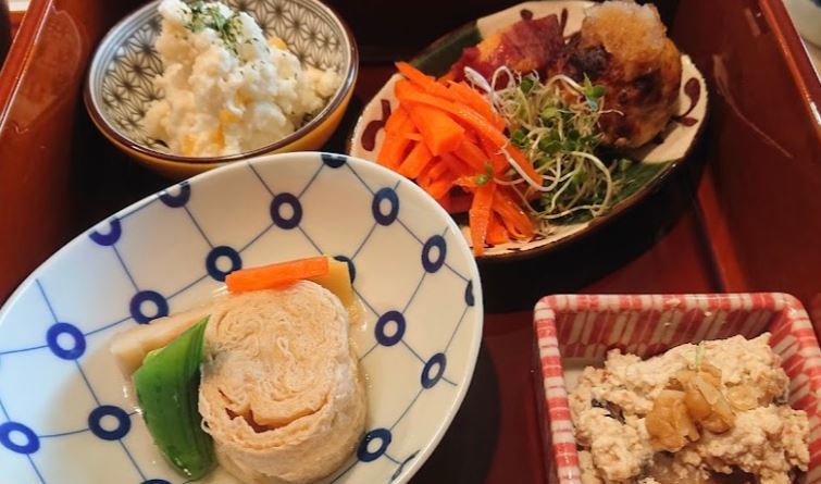 わっぱ飯 たつ吉 内牧店